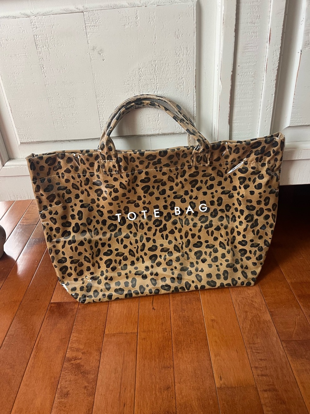 New Boutique Tote Bag
